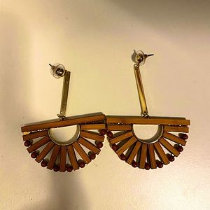 Women’s wood & gold earrings
